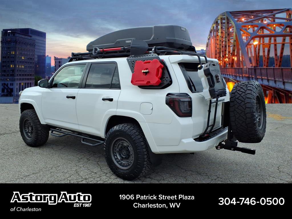 Used 2015 Toyota 4Runner SR5 image 5