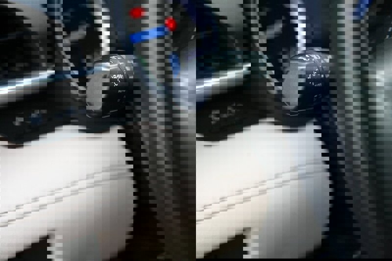 Used 2022 Toyota Highlander XLE image 11