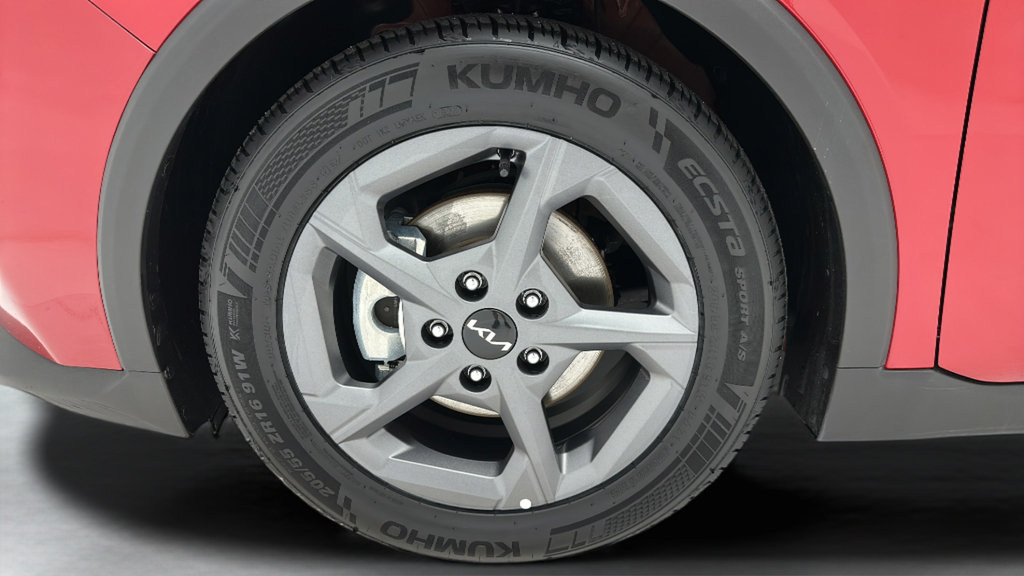 Used 2025 Kia K4 FWD image 9