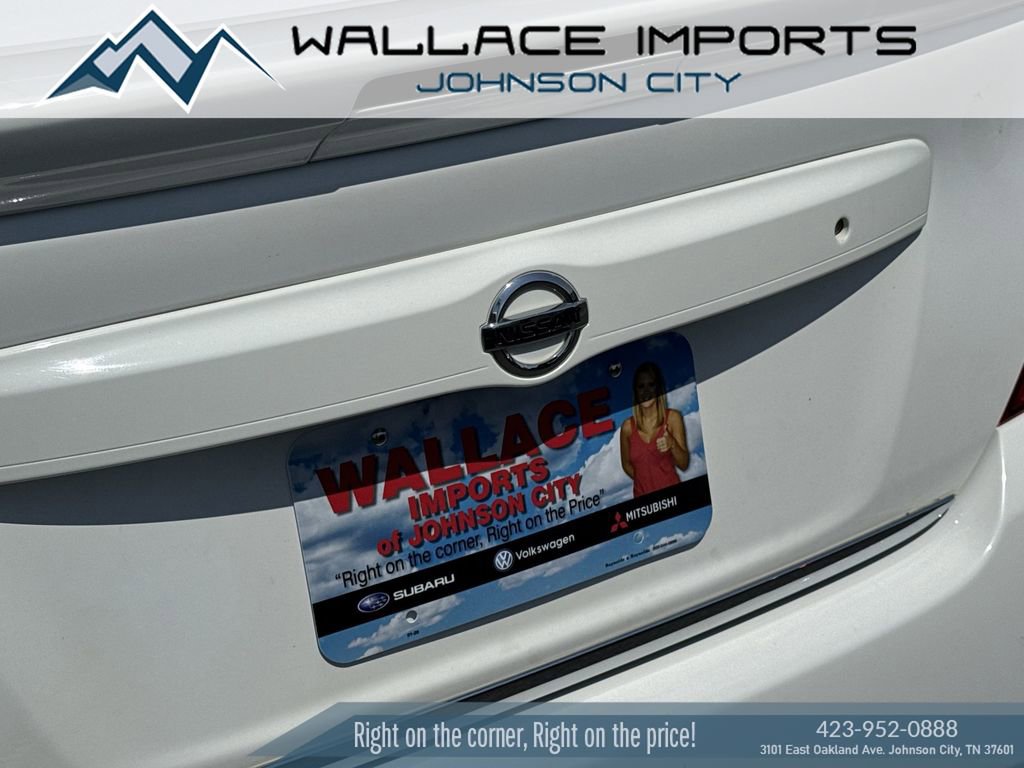 Used 2018 Nissan Versa S Plus FWD image 10