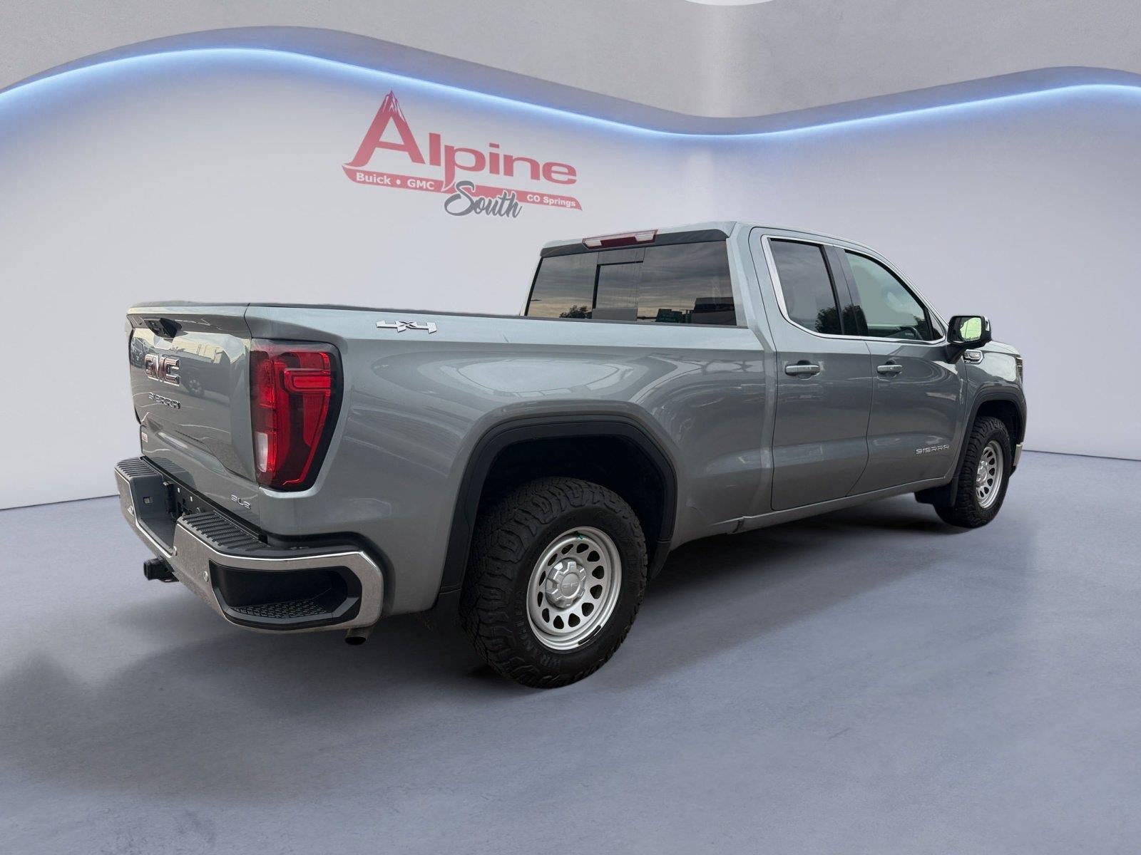 Certified 2025 GMC Sierra 1500 SLE w/ Preferred Package AWD/4WD image 5
