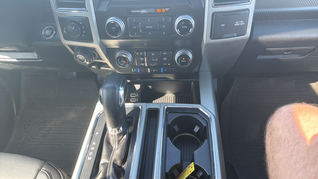 Used 2019 Ford F150 Lariat w/ Equipment Group 502A Luxury AWD/4WD image 23