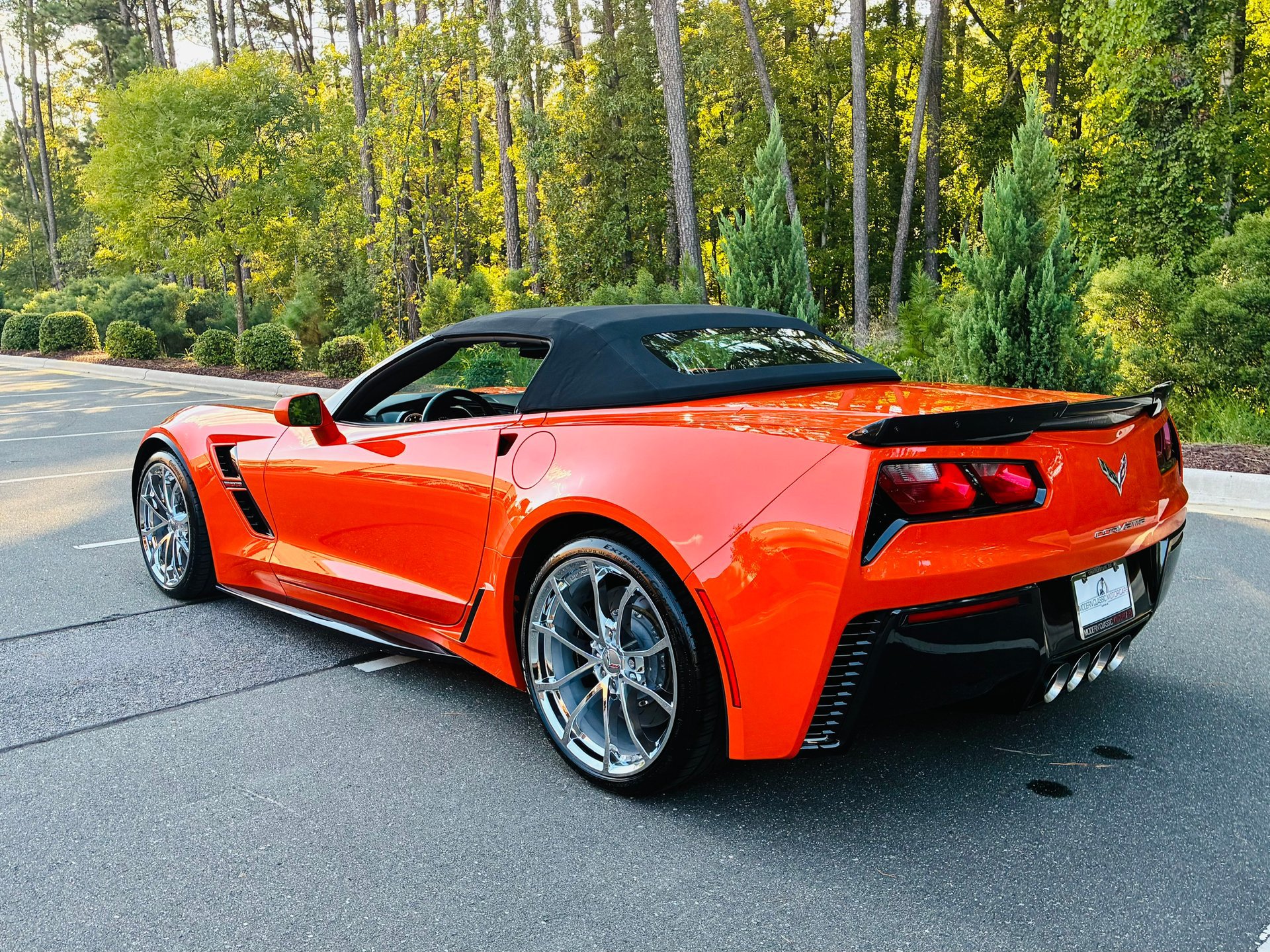 Used 2019 Chevrolet Corvette Grand Sport RWD image 24