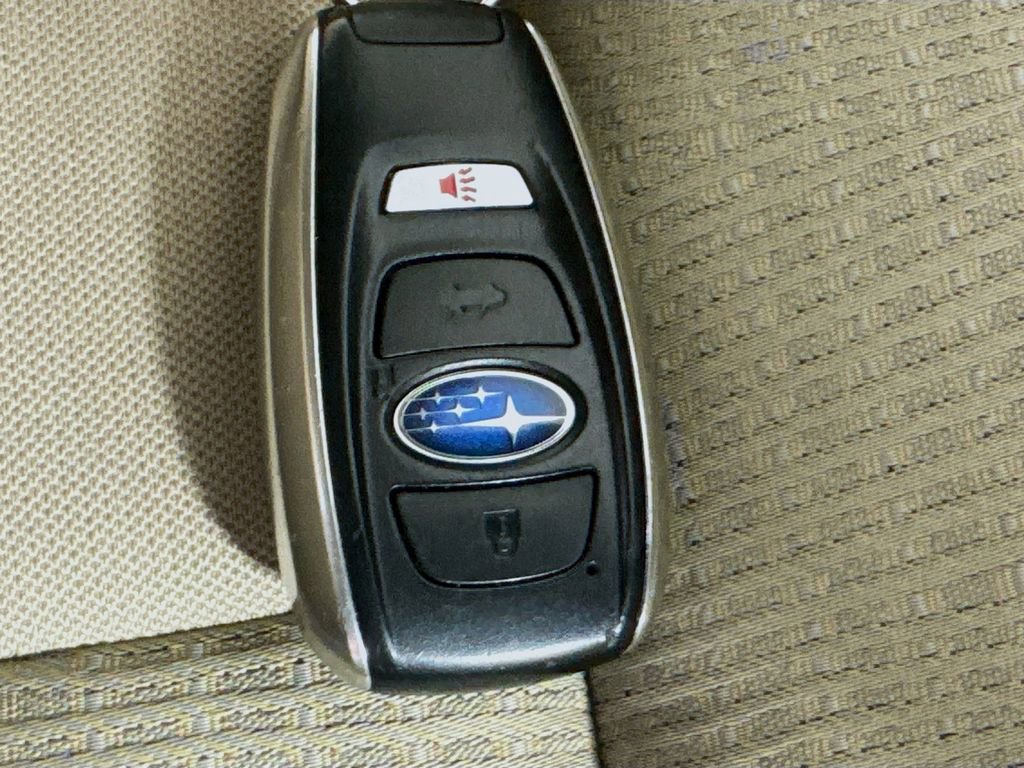 Used 2019 Subaru Ascent Premium image 38