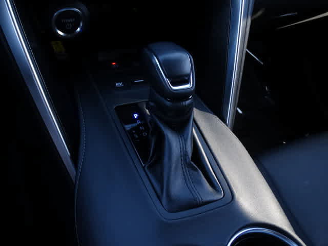 Certified 2024 Toyota Venza XLE image 30