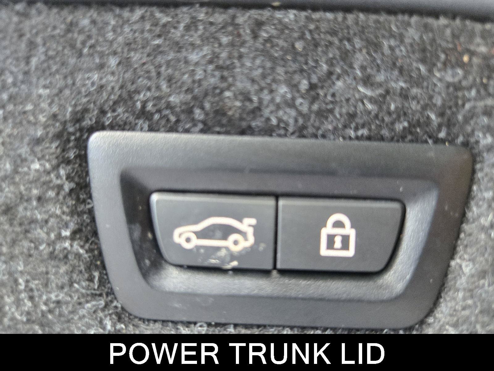 Used 2021 BMW 530i xDrive w/ Premium Package AWD/4WD image 25