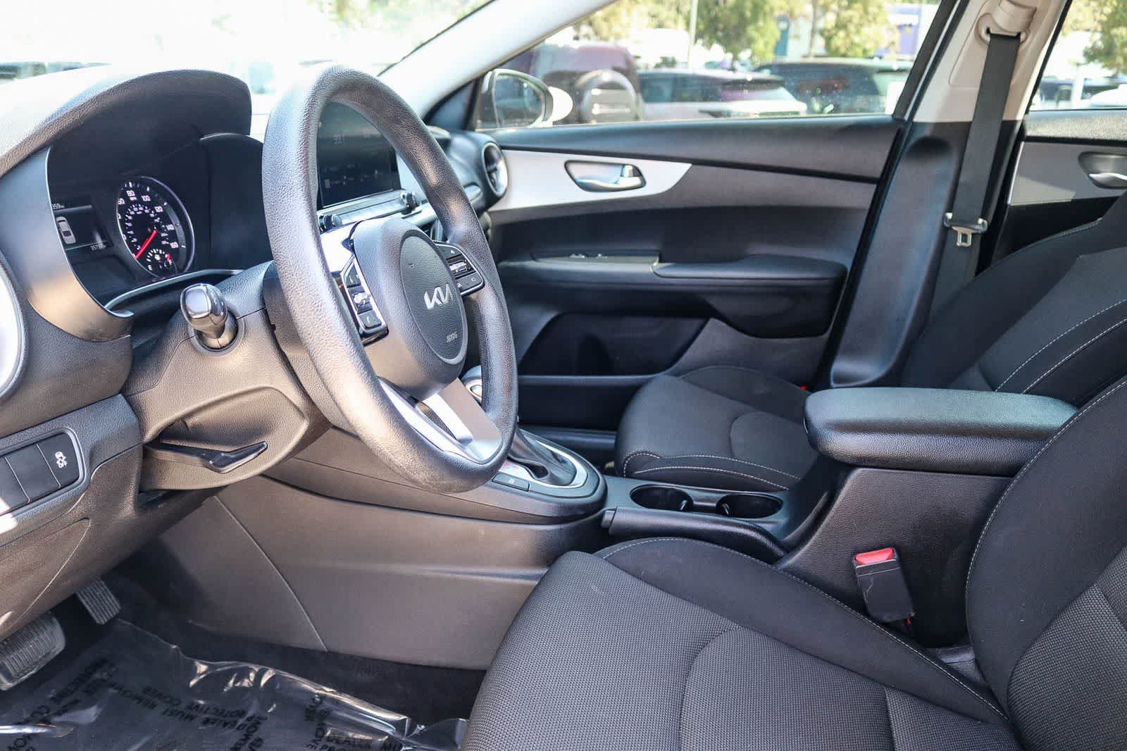 Used 2023 Kia Forte LXS FWD image 15