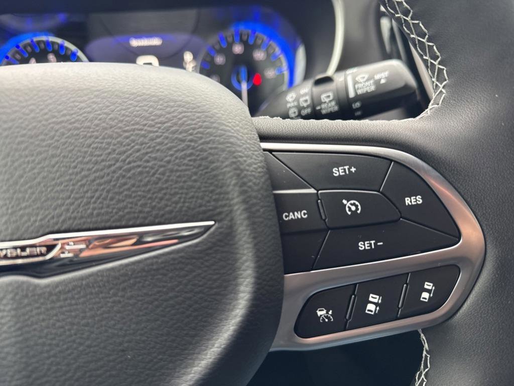 New 2026 Chrysler Voyager LX image 17