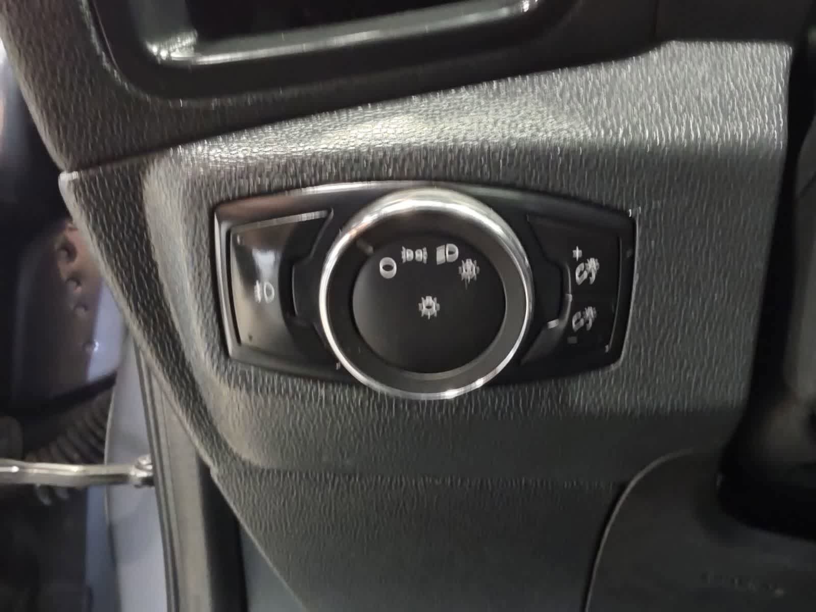 Used 2021 Ford EcoSport SE FWD image 19
