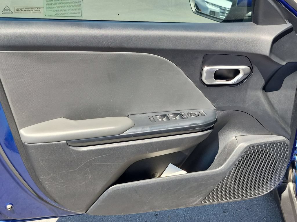 Used 2025 Kia K4 FWD image 11