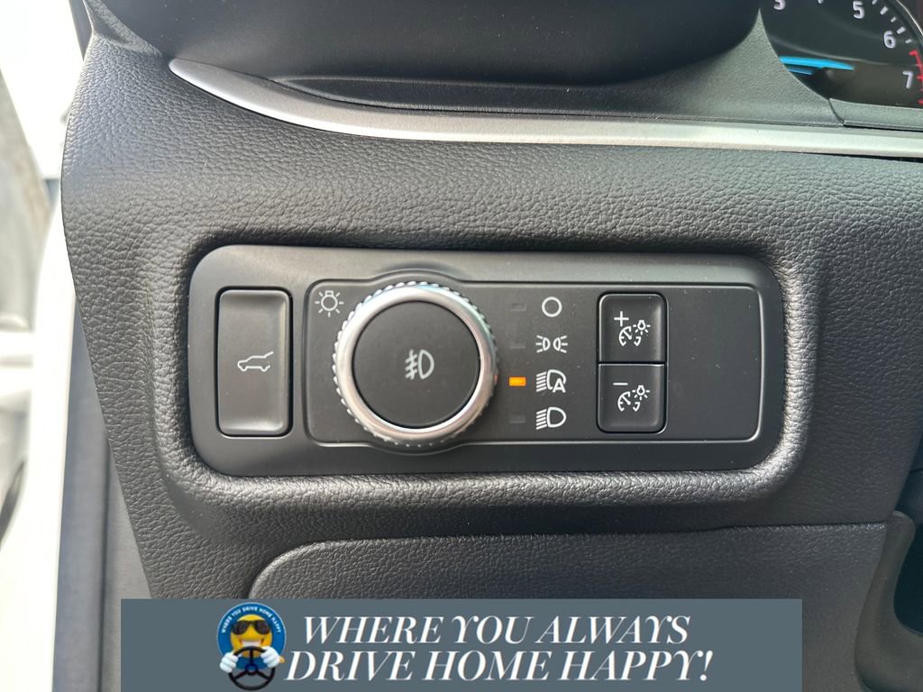 Used 2022 Ford Explorer XLT w/ Equipment Group 202A image 22