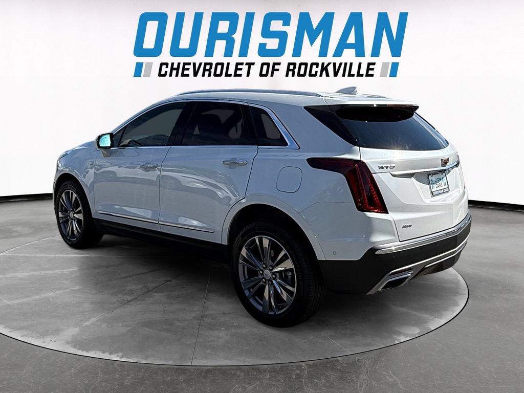 Used 2025 Cadillac XT5 Premium Luxury w/ Technology Package AWD/4WD image 4