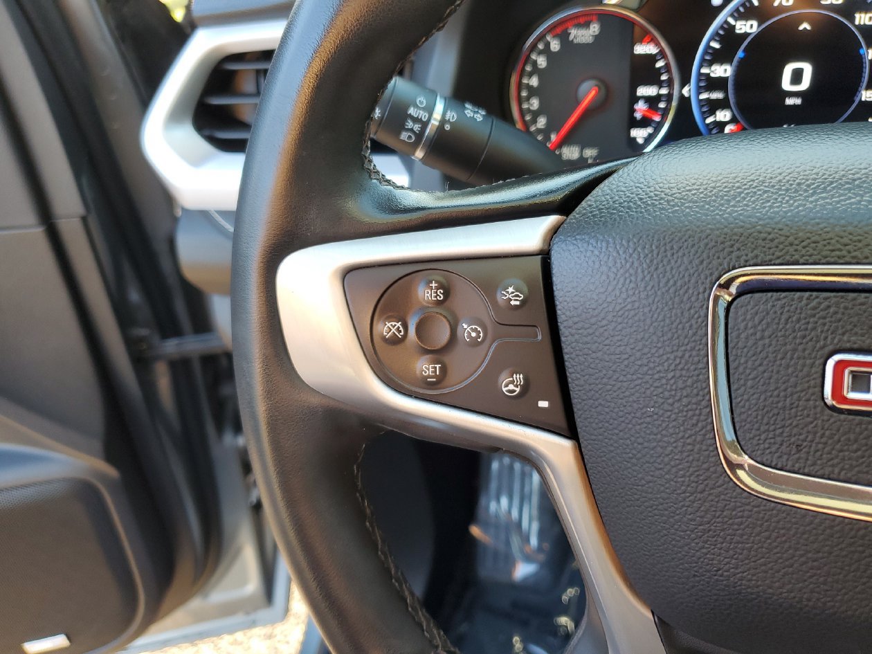 Used 2023 GMC Acadia SLT w/ Technology Package FWD image 28