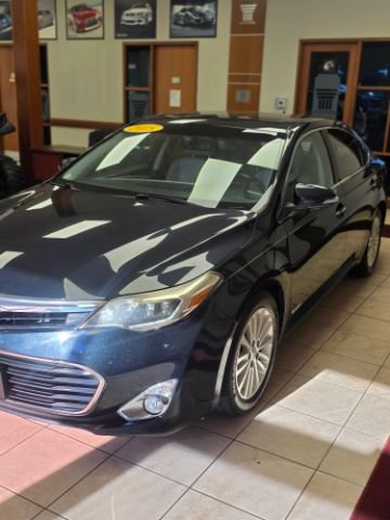 Used 2015 Toyota Avalon Limited w/ Technology Package FWD image 5