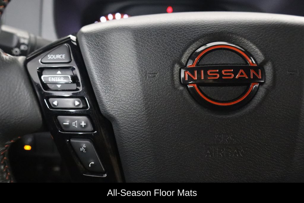 Used 2024 Nissan Frontier PRO-4X w/ Technology Package AWD/4WD image 8