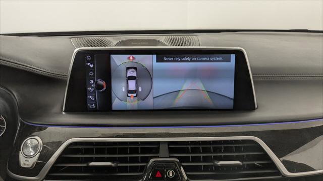 Used 2017 BMW 750i image 29