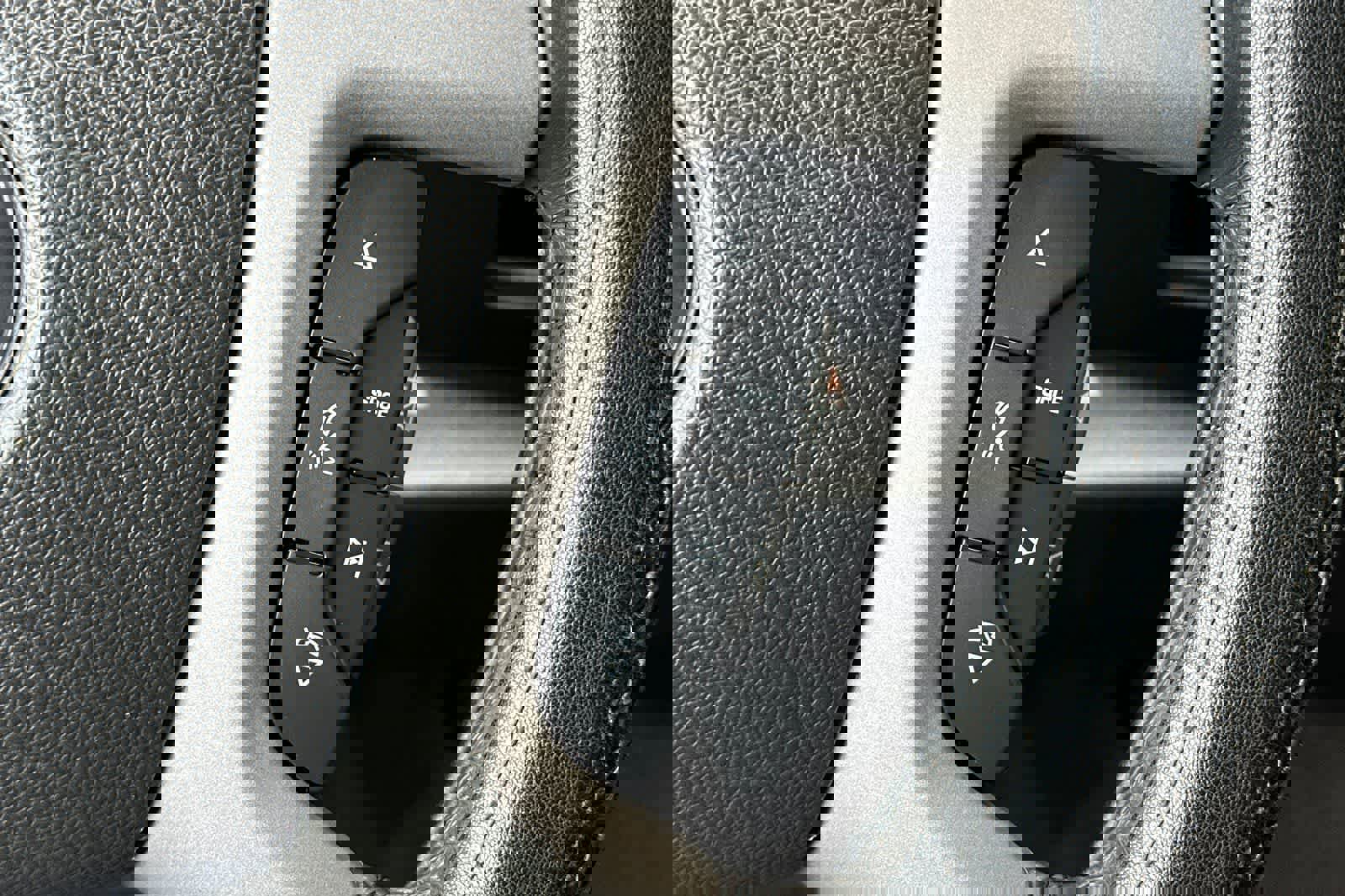 Used 2013 Chevrolet Silverado 1500 LT image 25