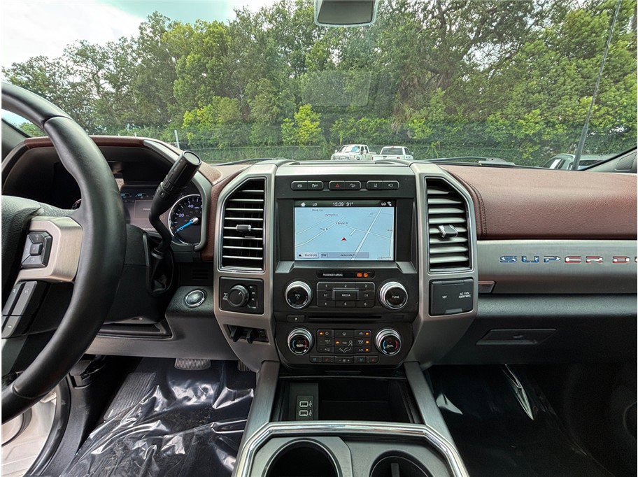 Used 2018 Ford F250 Platinum w/ Platinum Ultimate Package image 11