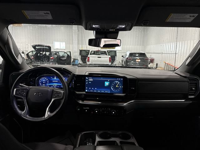 Used 2023 Chevrolet Silverado 1500 RST AWD/4WD image 10