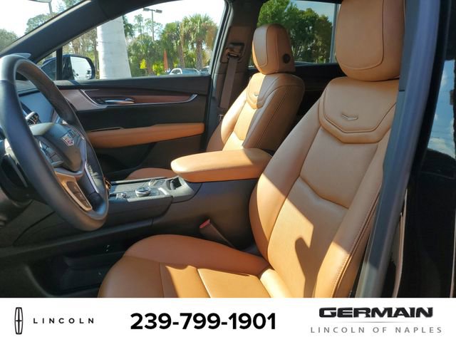 Used 2025 Cadillac XT5 Premium Luxury image 19