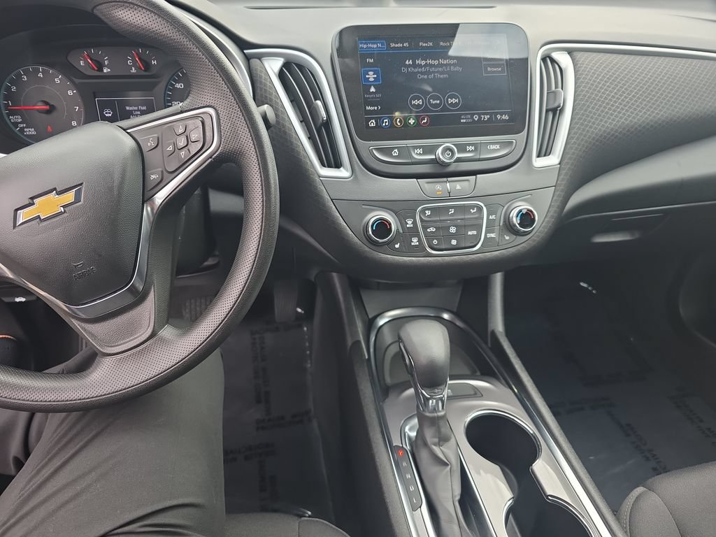 Used 2023 Chevrolet Malibu LT FWD image 15