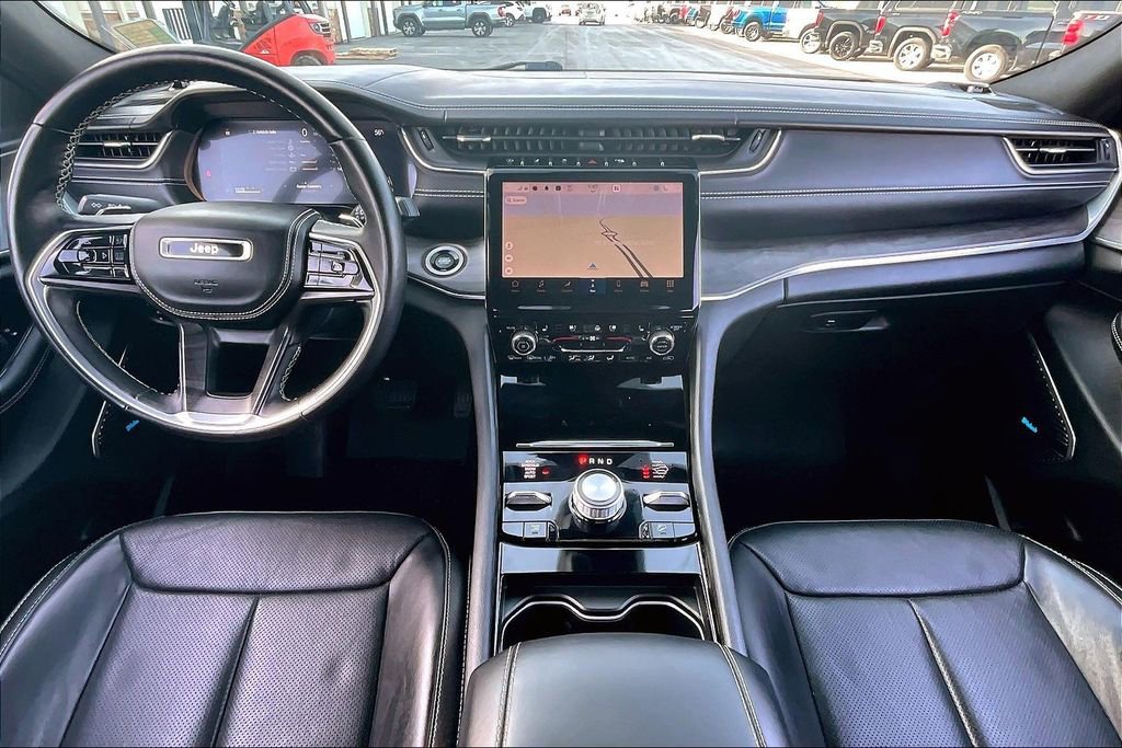 Used 2022 Jeep Grand Cherokee L Overland image 16