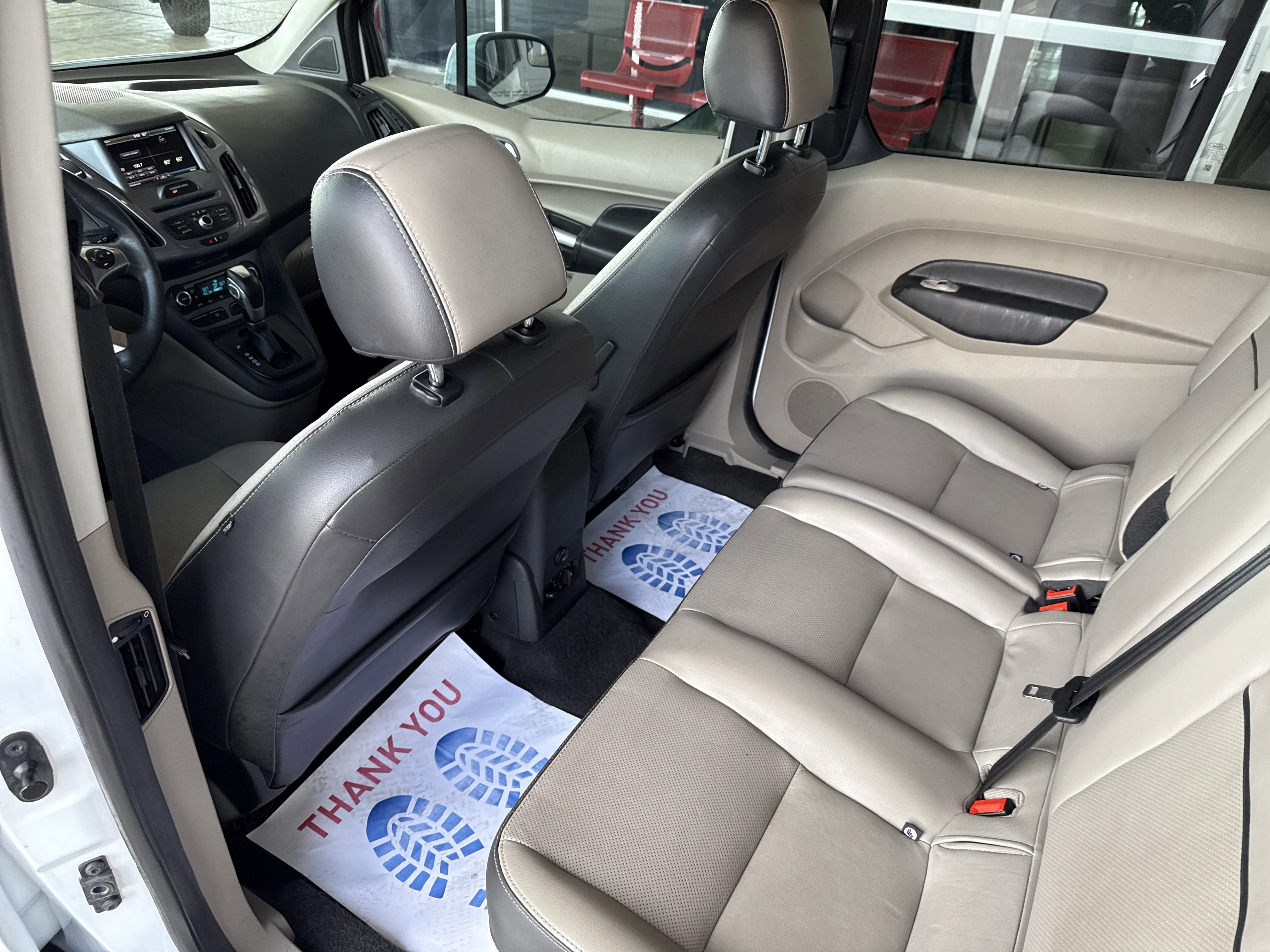 Used 2015 Ford Transit Connect Titanium image 14