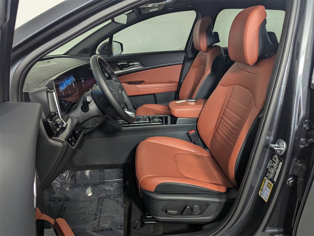 Used 2024 Kia Sportage SX image 11