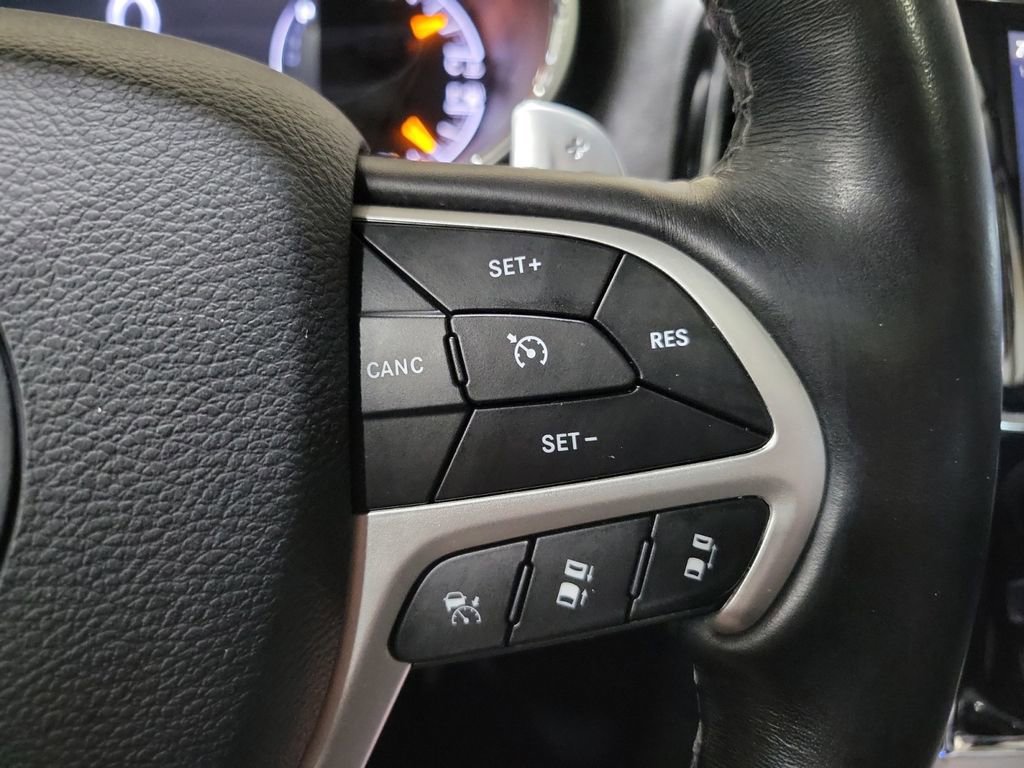 Used 2020 Jeep Grand Cherokee Summit w/ Platinum Series Group image 16