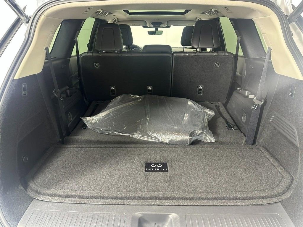 New 2026 INFINITI QX60 Luxe w/ Cargo Package image 5