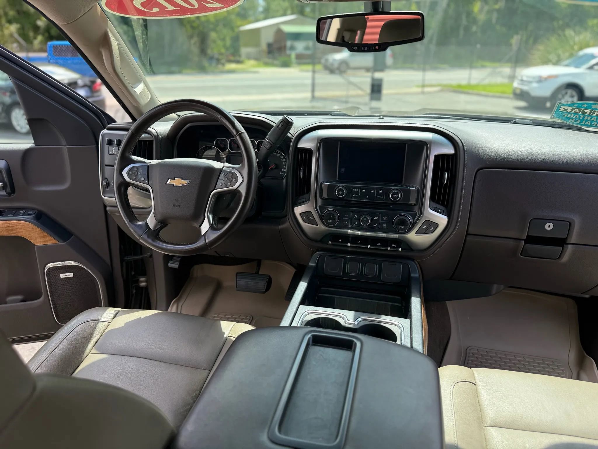 Used 2015 Chevrolet Silverado 2500 LTZ w/ LTZ Plus Package image 20