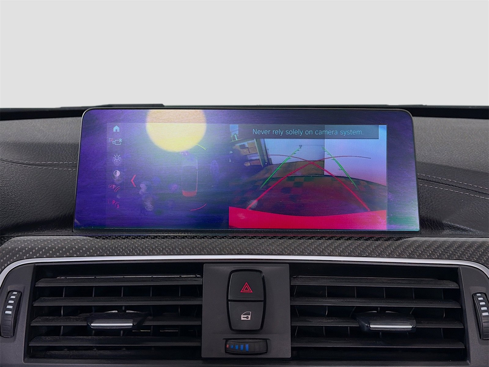 Used 2020 BMW M4 Convertible image 18