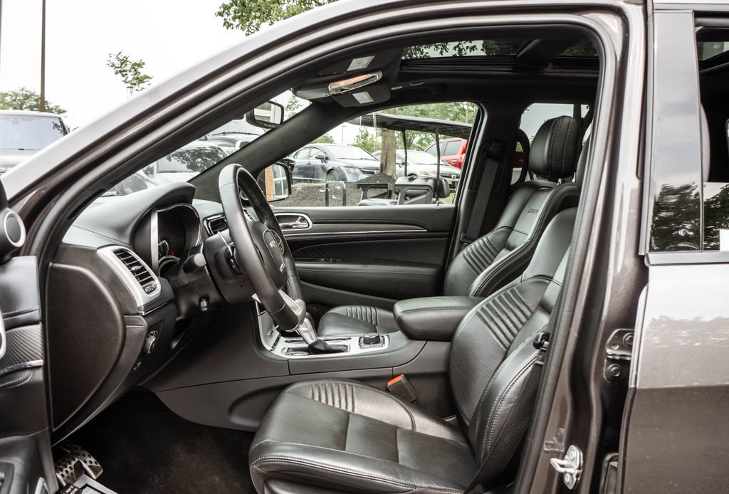 Used 2020 Jeep Grand Cherokee SRT AWD/4WD image 27