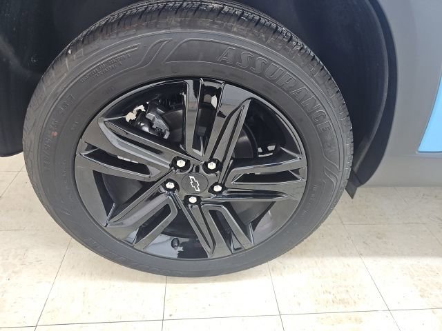 Used 2025 Chevrolet Trax ACTIV w/ Sunroof Package image 21