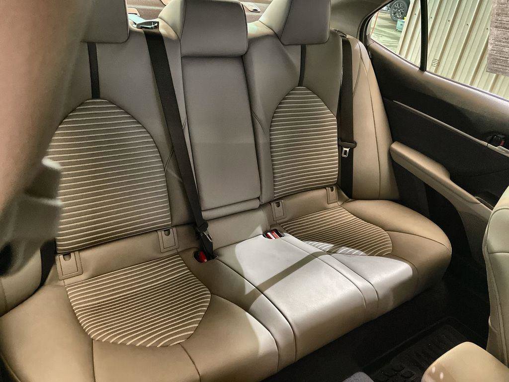 Used 2021 Toyota Camry SE w/ Cold Weather Package image 23