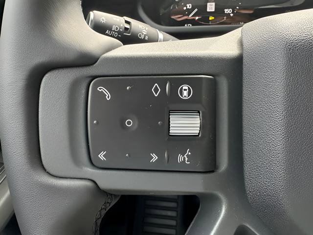 Certified 2025 Land Rover Defender 110 S image 20