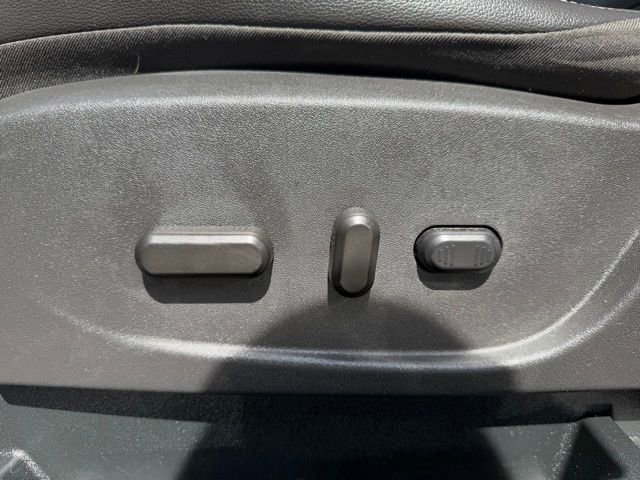 Used 2018 Ford Escape SEL FWD image 13