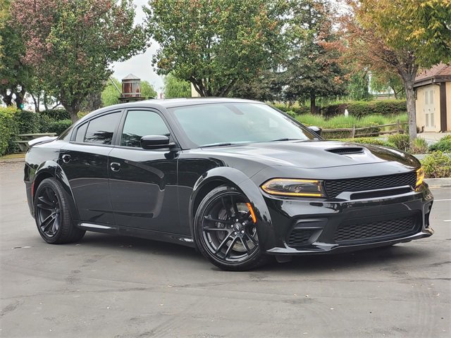 Used 2023 Dodge Charger Scat Pack image 2