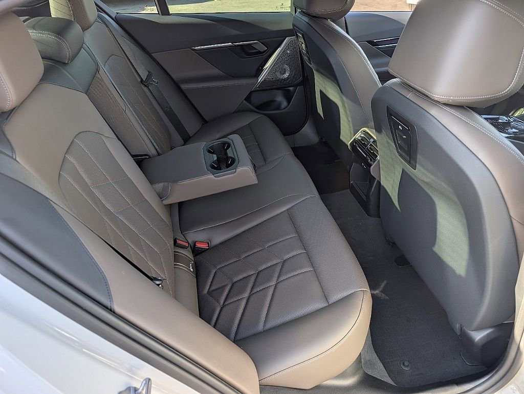 Used 2024 BMW i5 M60 image 20