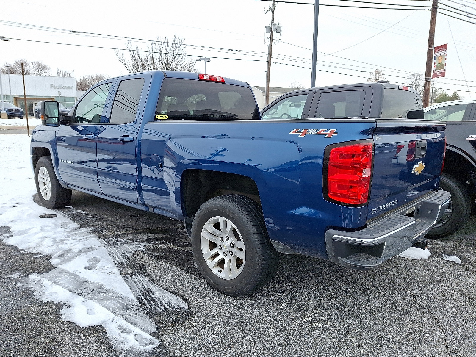Used 2017 Chevrolet Silverado 1500 LT w/ Max Trailering Package image 3