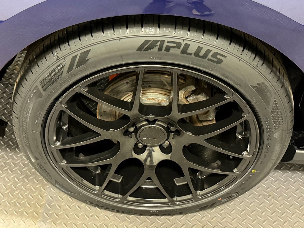 Used 2012 Ford Mustang GT Premium image 17