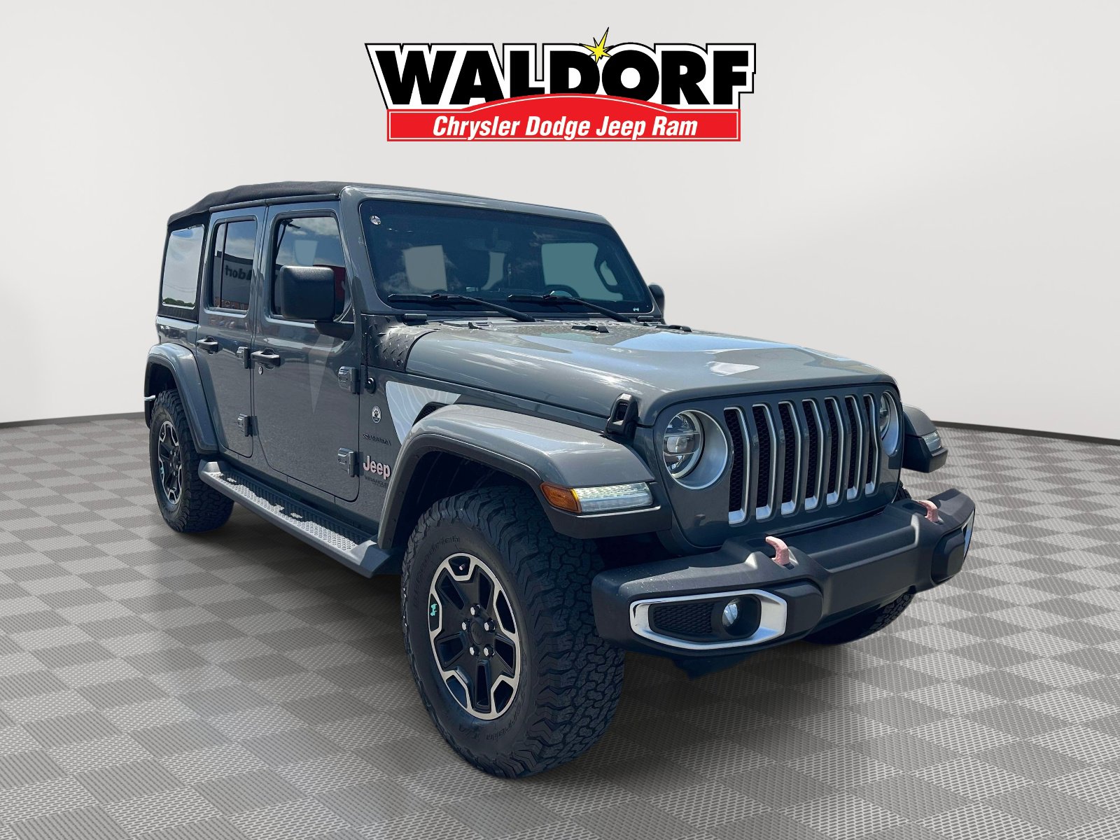 Used 2021 Jeep Wrangler Unlimited Sahara AWD/4WD image 1