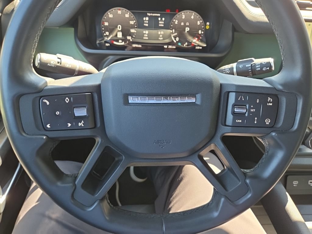 Certified 2023 Land Rover Defender 110 75th Limited Edition AWD/4WD image 22