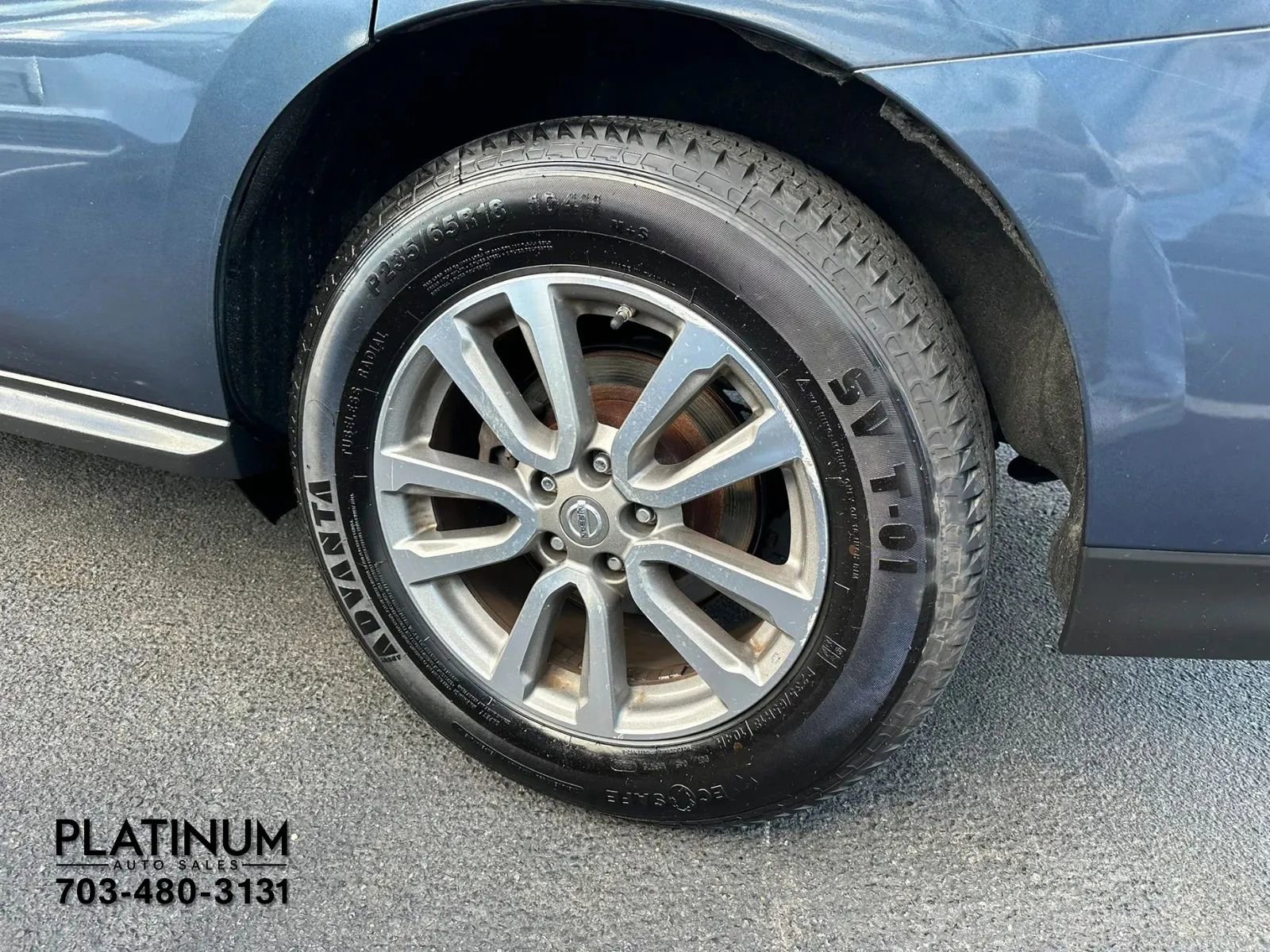 Used 2015 Nissan Pathfinder SV FWD image 21