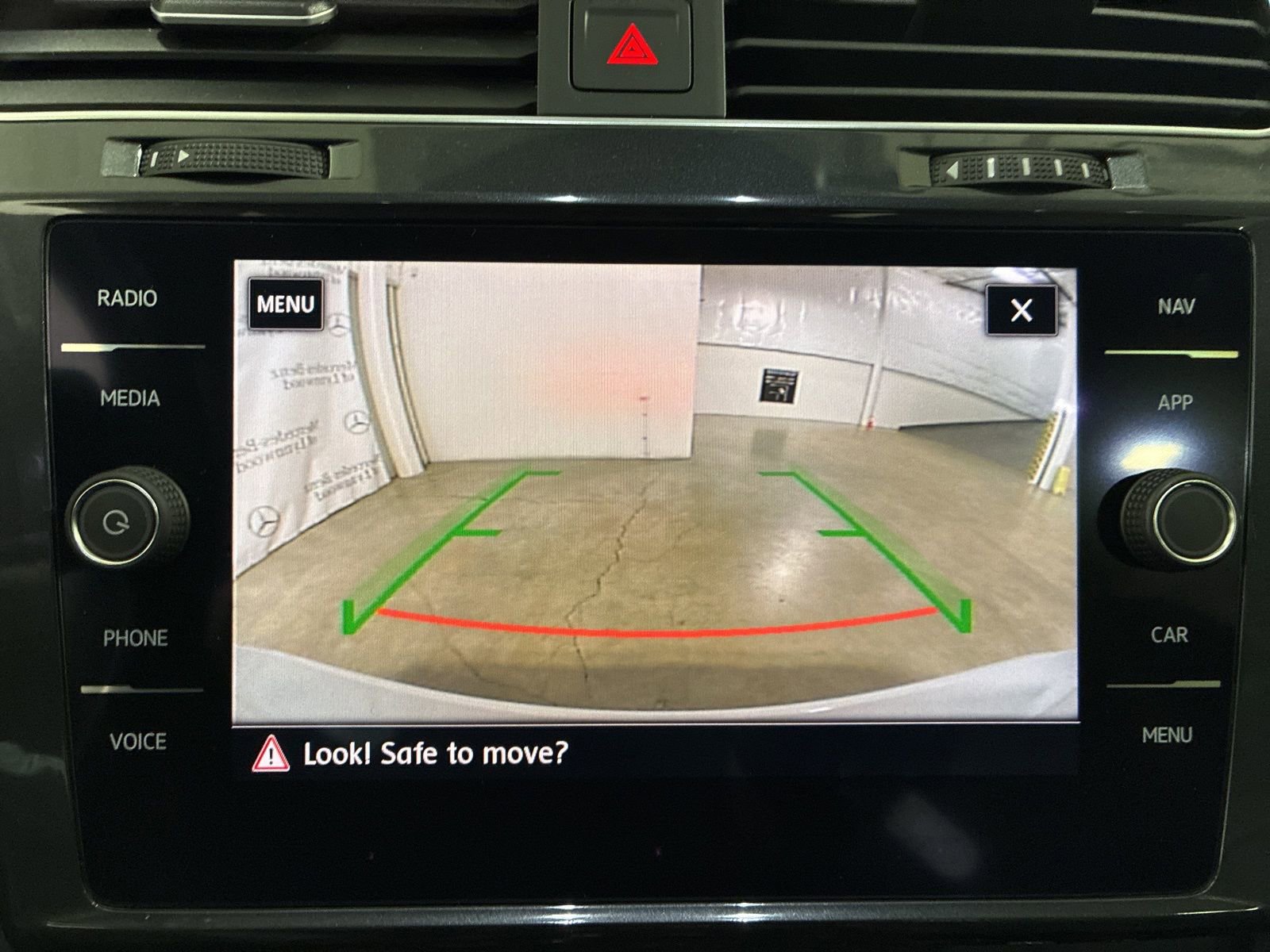 Used 2019 Volkswagen Golf Alltrack SEL image 14