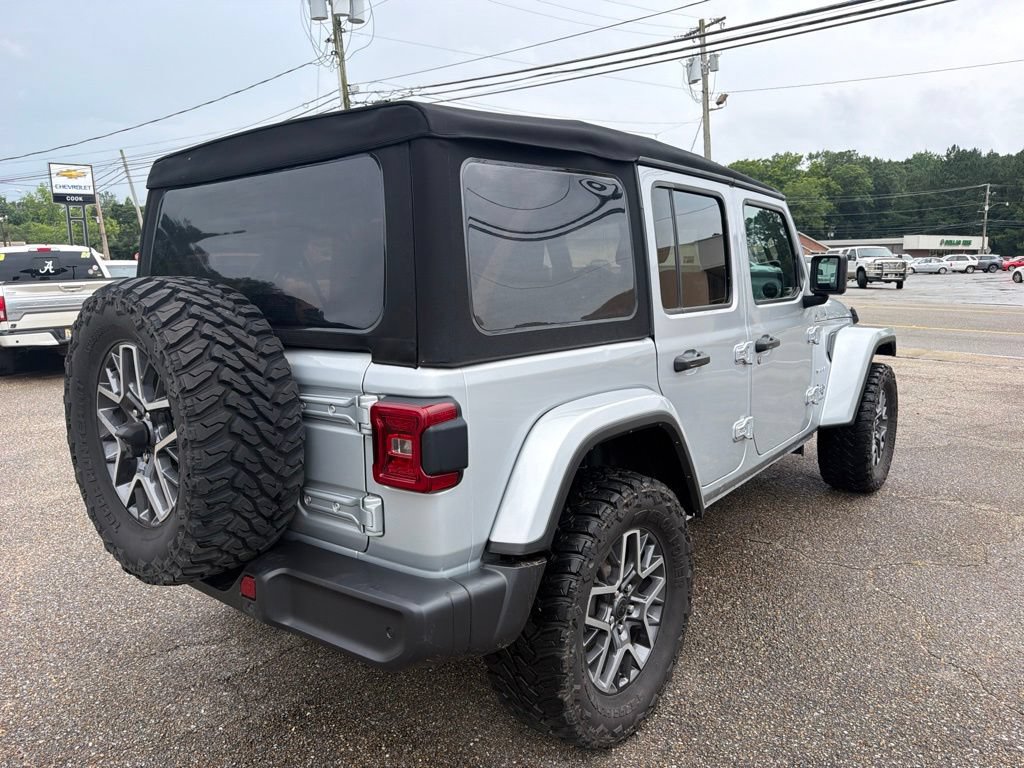 Used 2024 Jeep Wrangler Unlimited Sahara w/ Safety Group AWD/4WD image 5