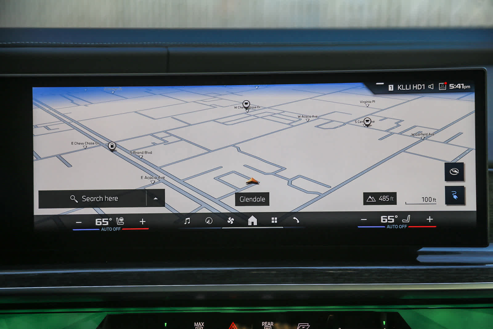 Used 2025 BMW i7 M70 w/ Executive Package image 11