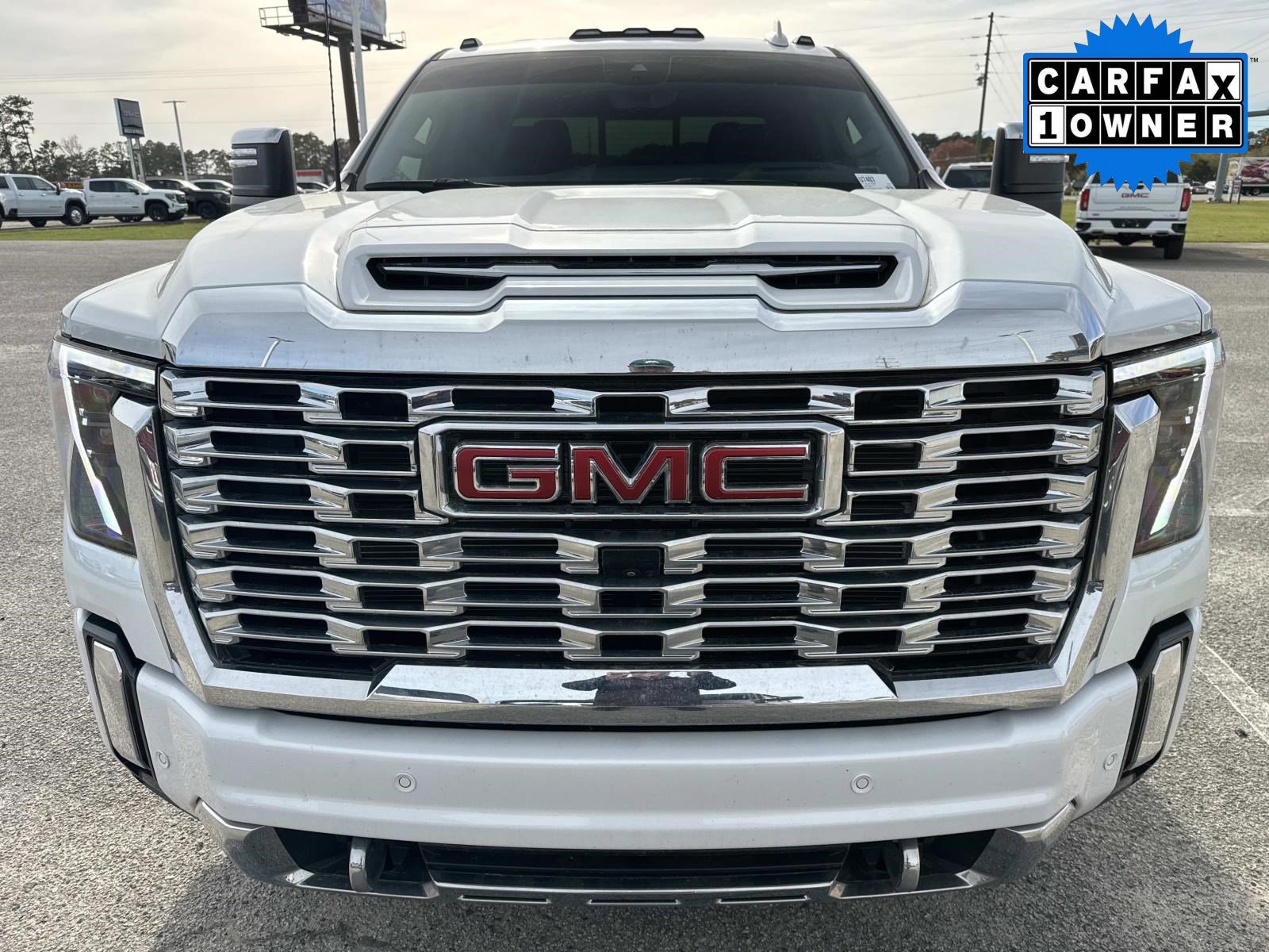 Used 2024 GMC Sierra 3500 Denali w/ Denali Reserve Package image 9