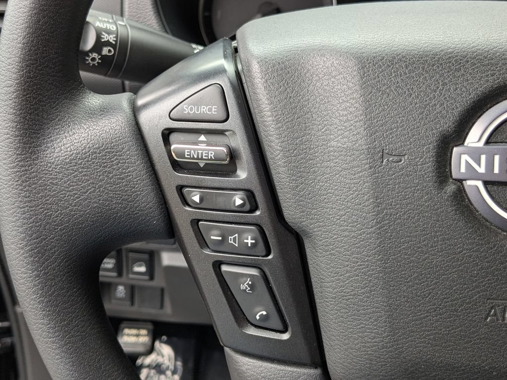 Used 2024 Nissan Frontier SV w/ Technology Package AWD/4WD image 16