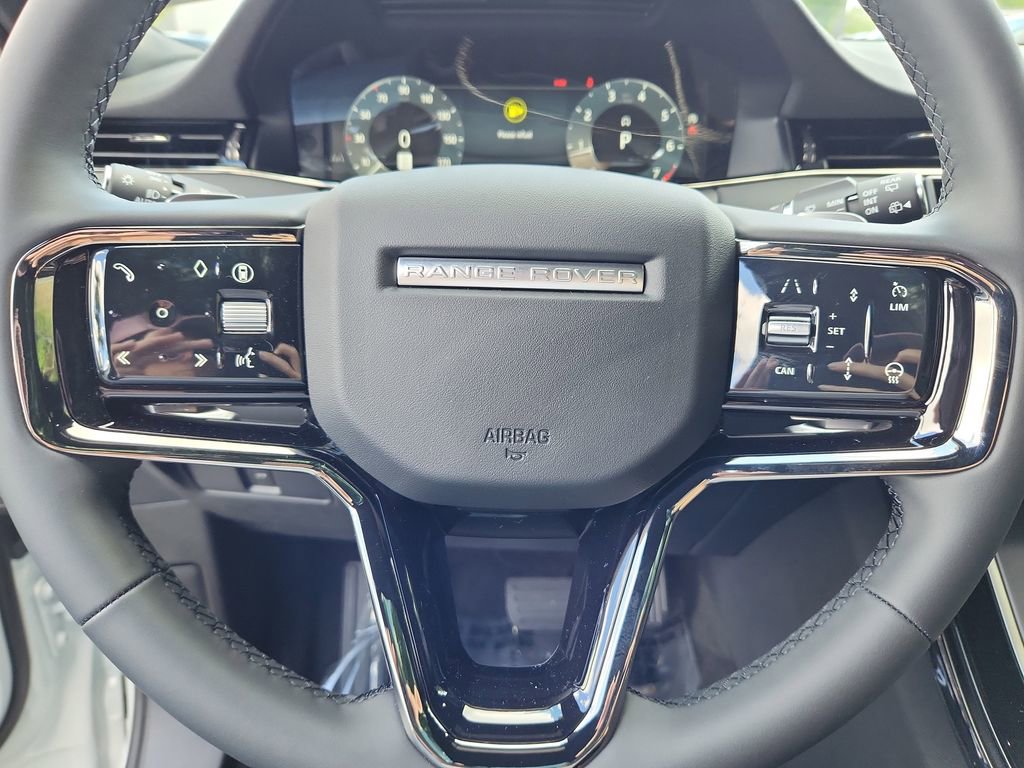 Used 2026 Land Rover Range Rover Evoque S image 18